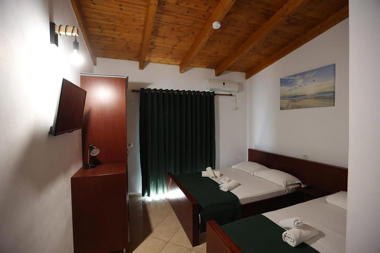 Bliss Hotel Ksamil Exterior photo