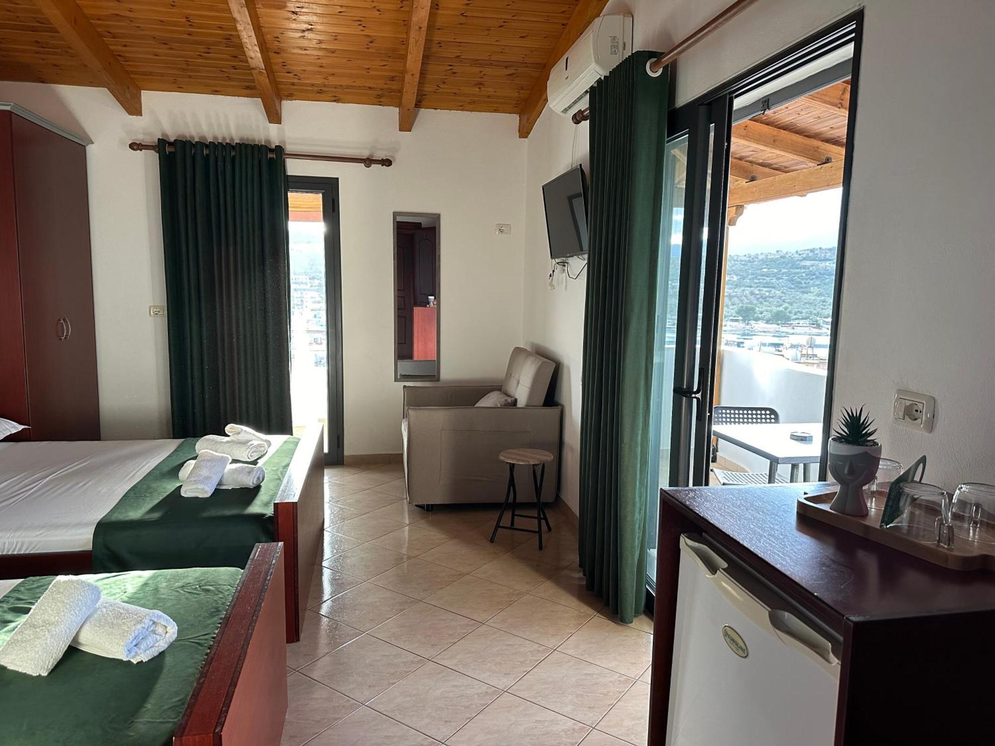 Bliss Hotel Ksamil Exterior photo