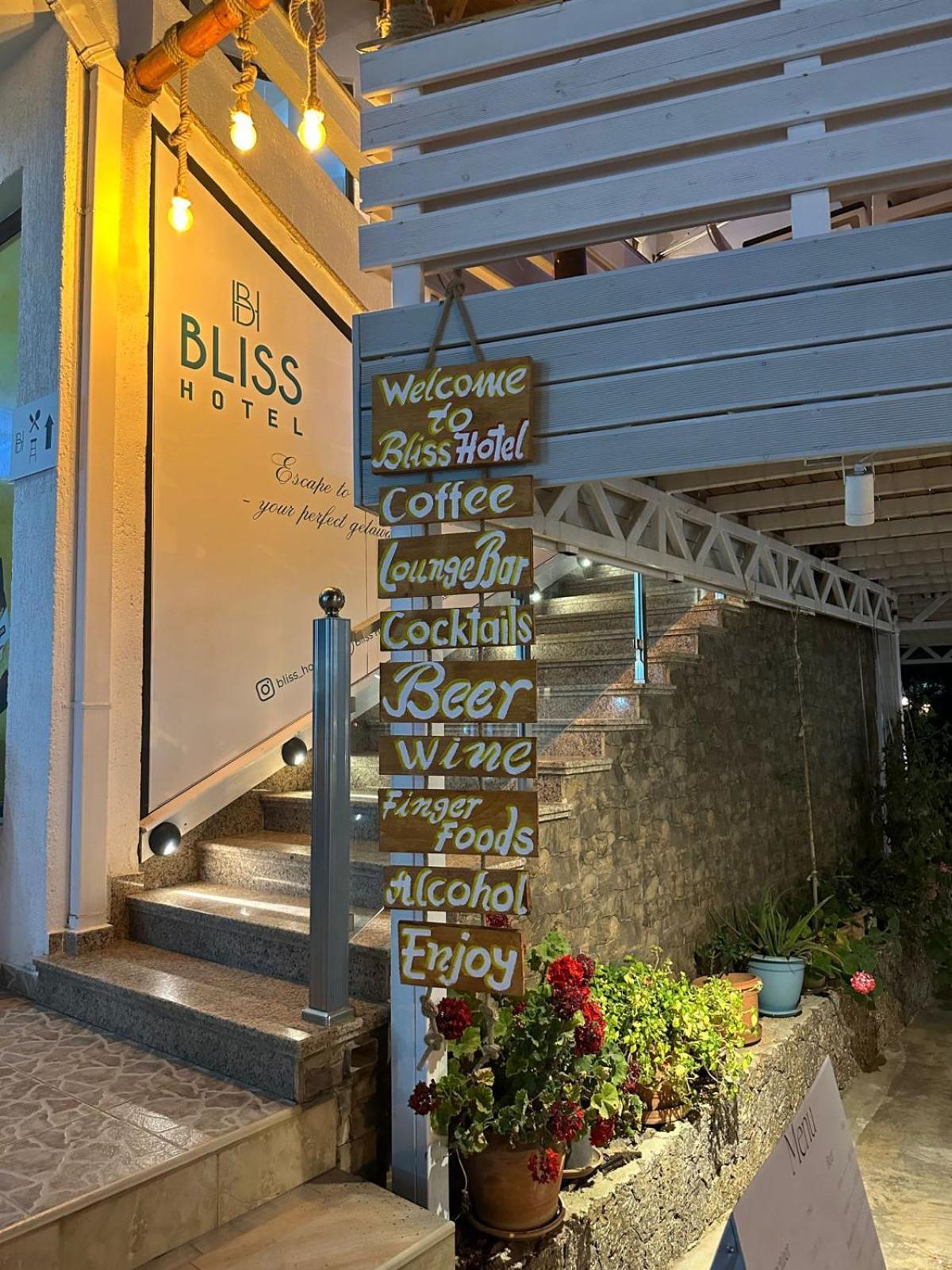 Bliss Hotel Ksamil Exterior photo